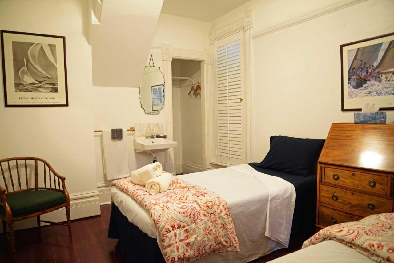 Vancouver Hideaway Guesthouse Екстериор снимка