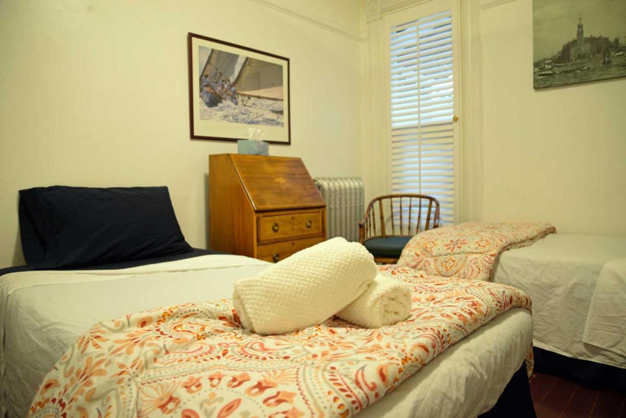 Vancouver Hideaway Guesthouse Екстериор снимка