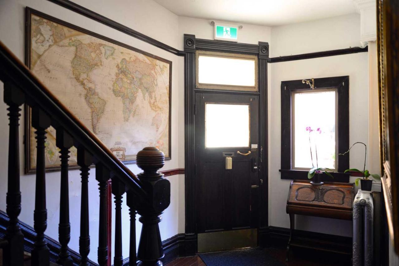 Vancouver Hideaway Guesthouse Екстериор снимка