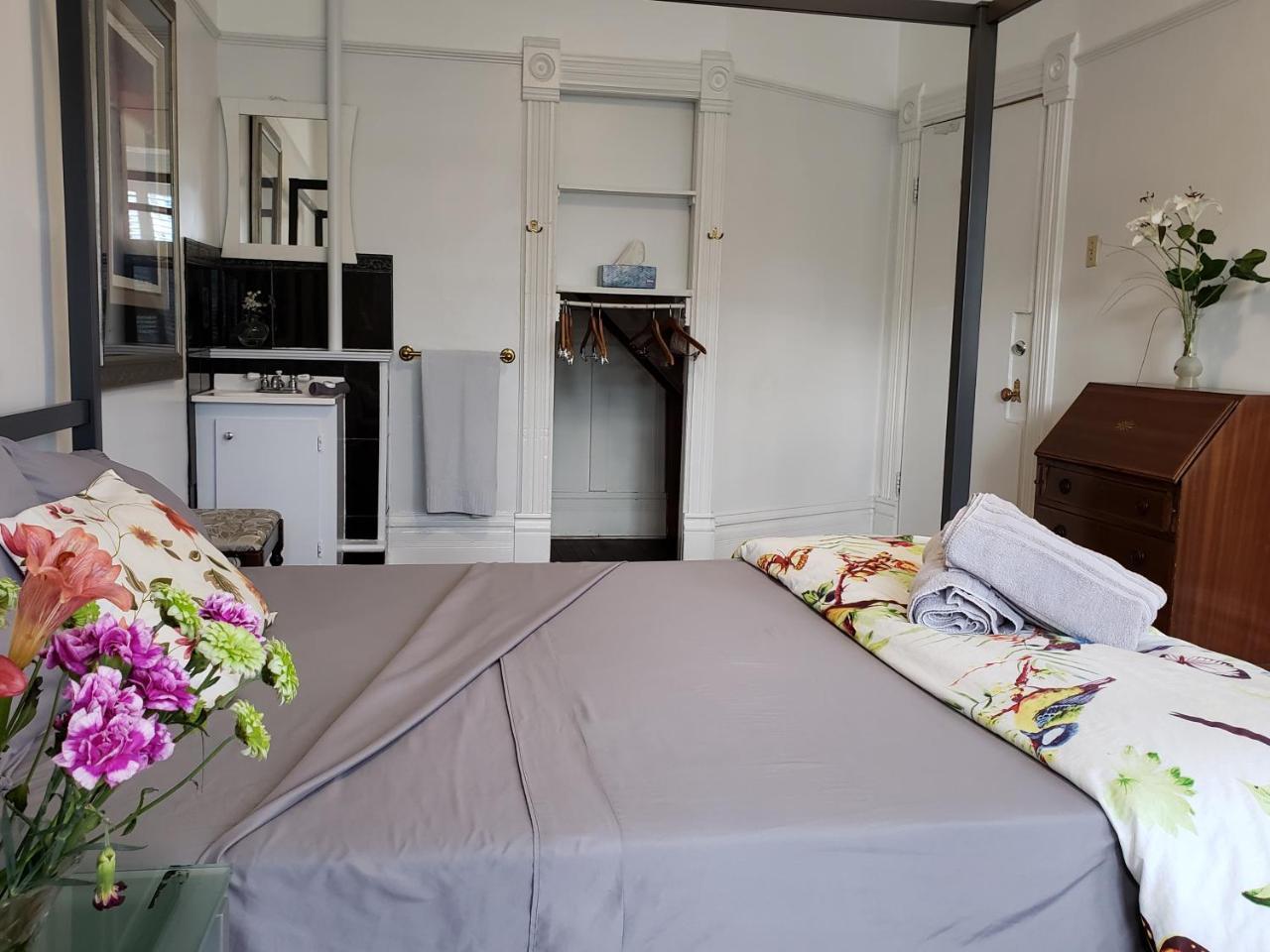 Vancouver Hideaway Guesthouse Екстериор снимка